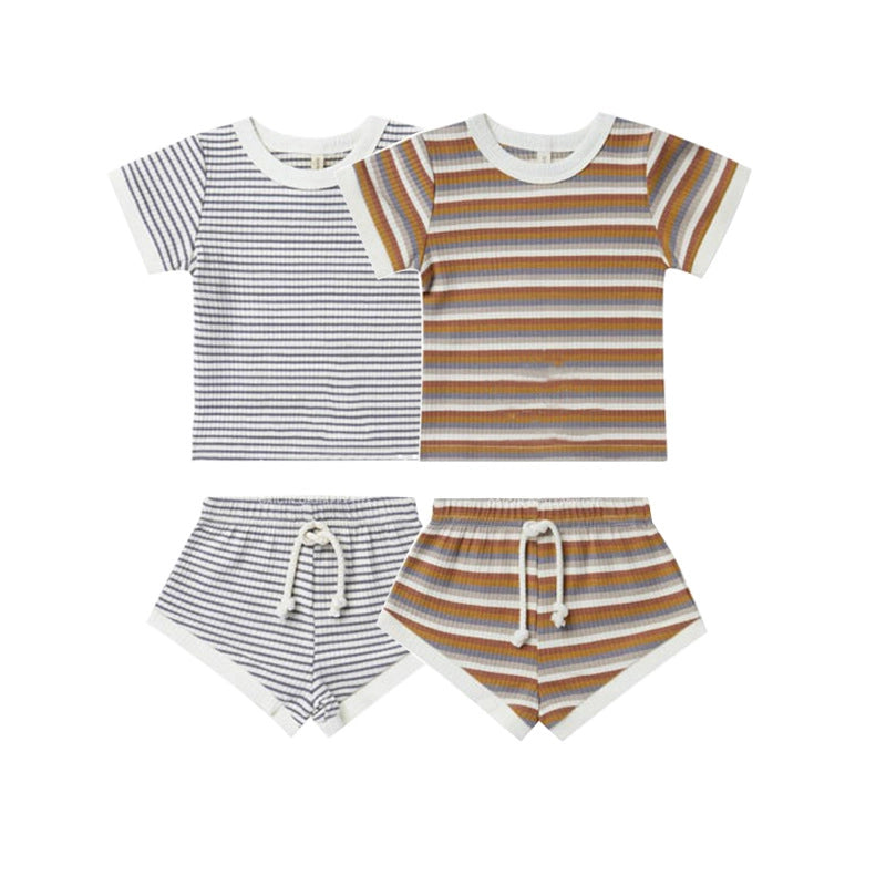 Summer suit with short sleeves